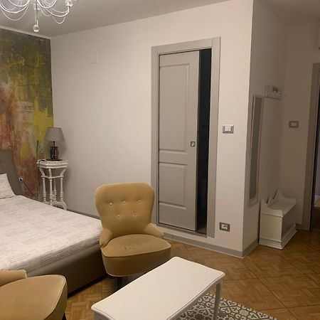 The First Apartment Trieste Exterior photo